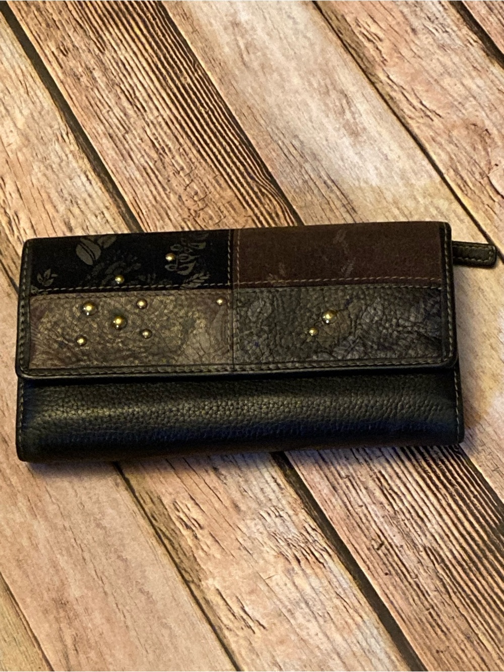 Fossil Black and Brown Pebbled Leather Suede Patchwork Stud Wallet